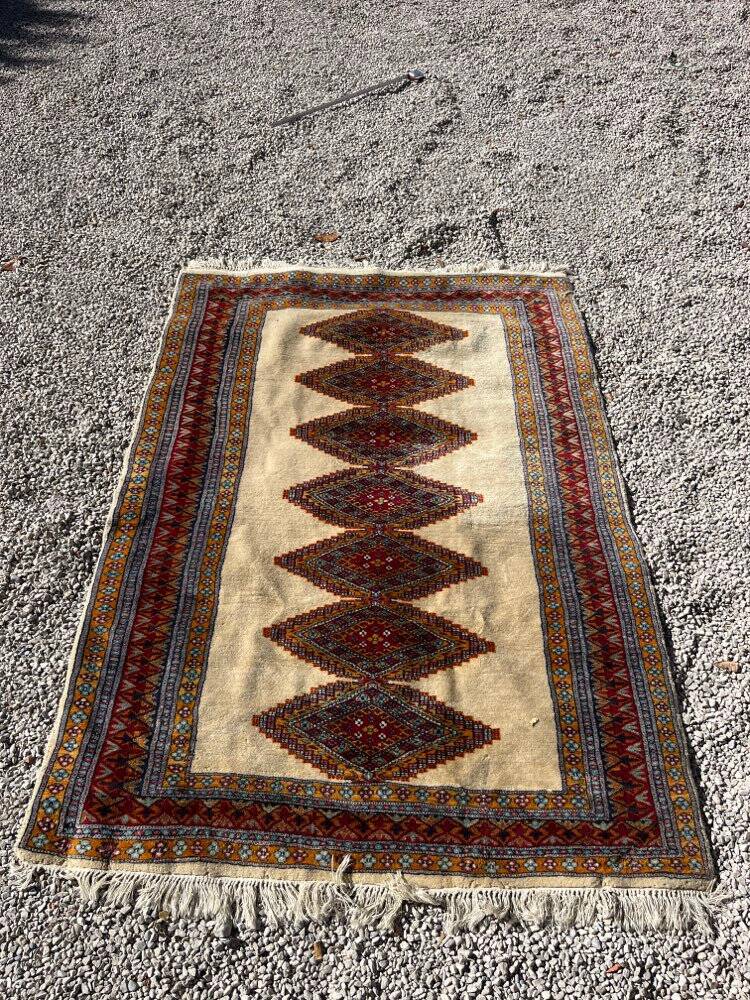 Tapis persan ancien