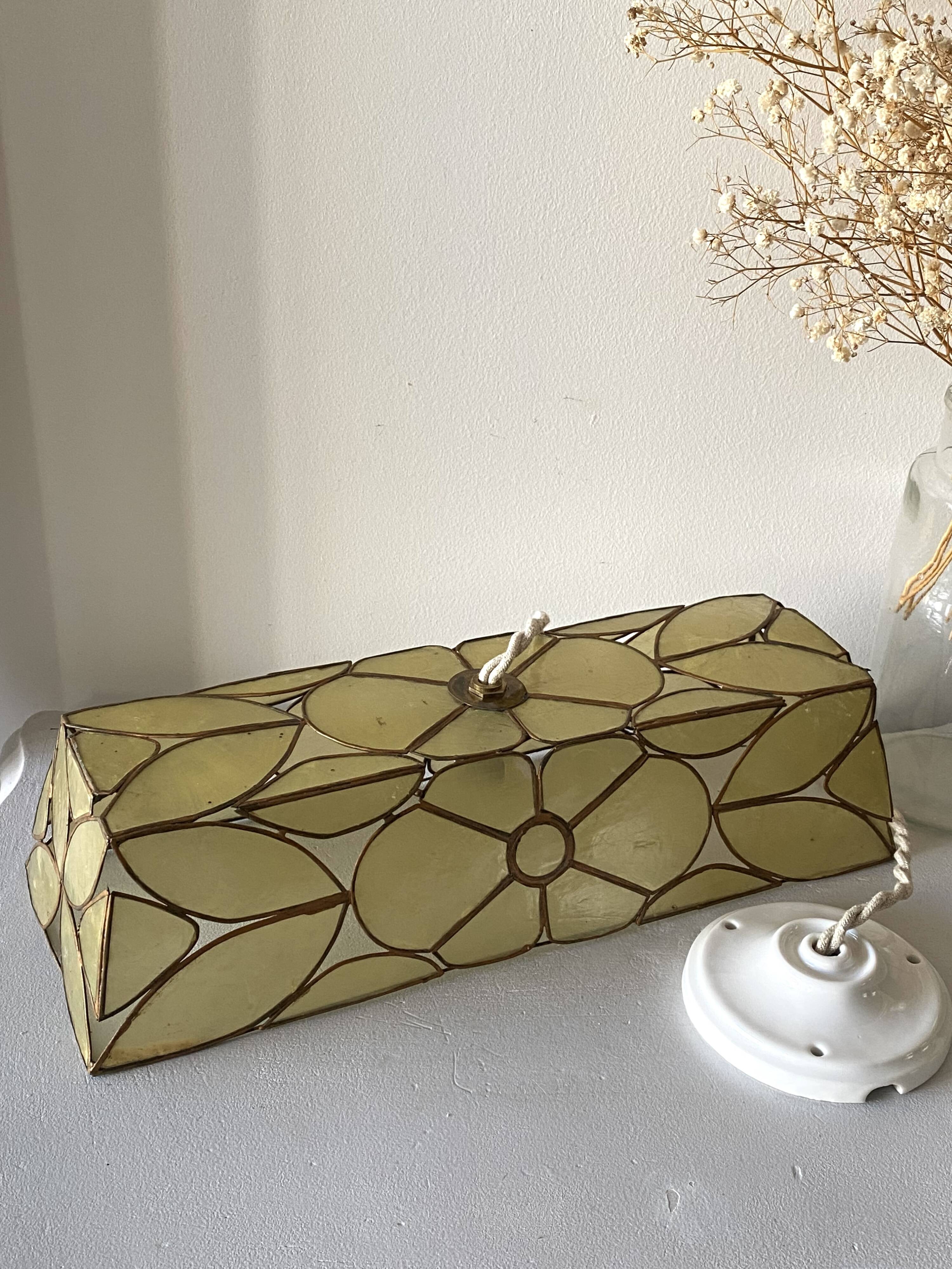 60s mother-of-pearl pendant