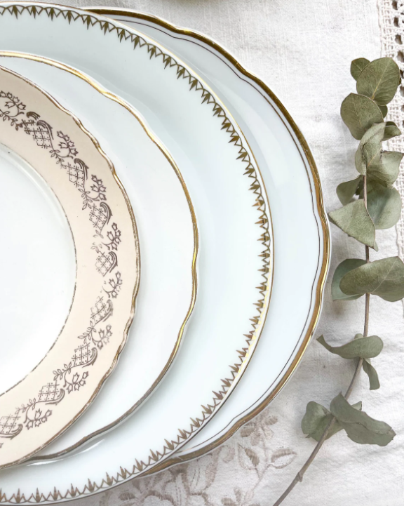 Porcelain dinner service for 6 people