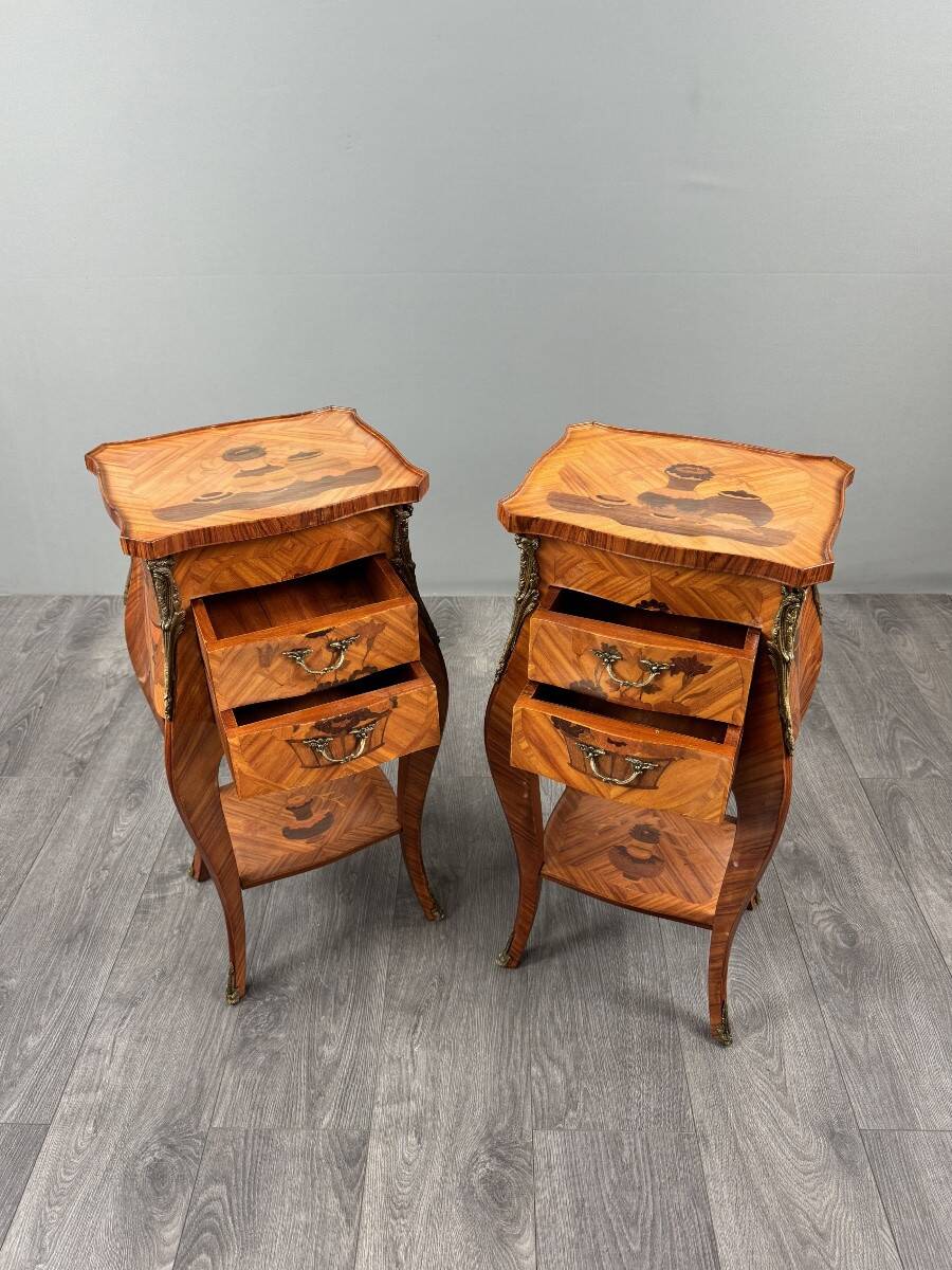 Pair of bedside tables in marquetry in the Louis XV style, 20th century.