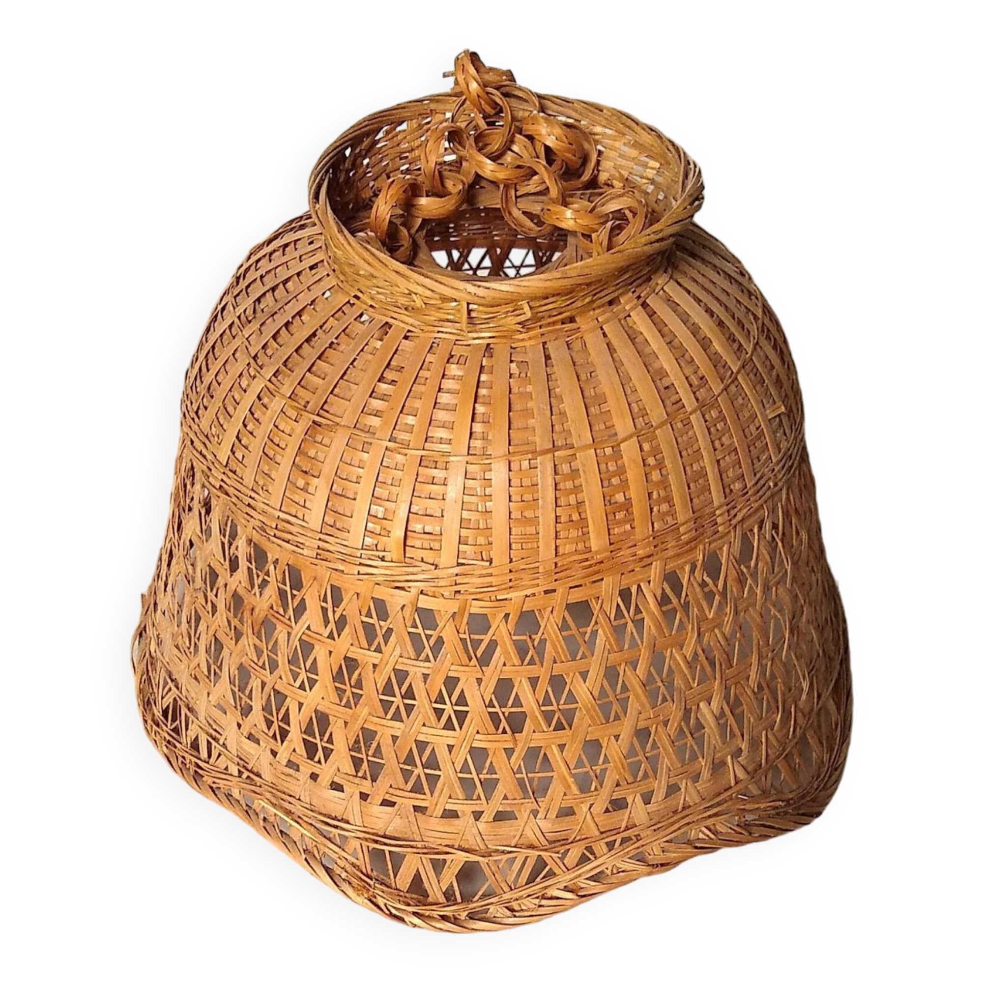 Flower-shaped woven wicker pendant light