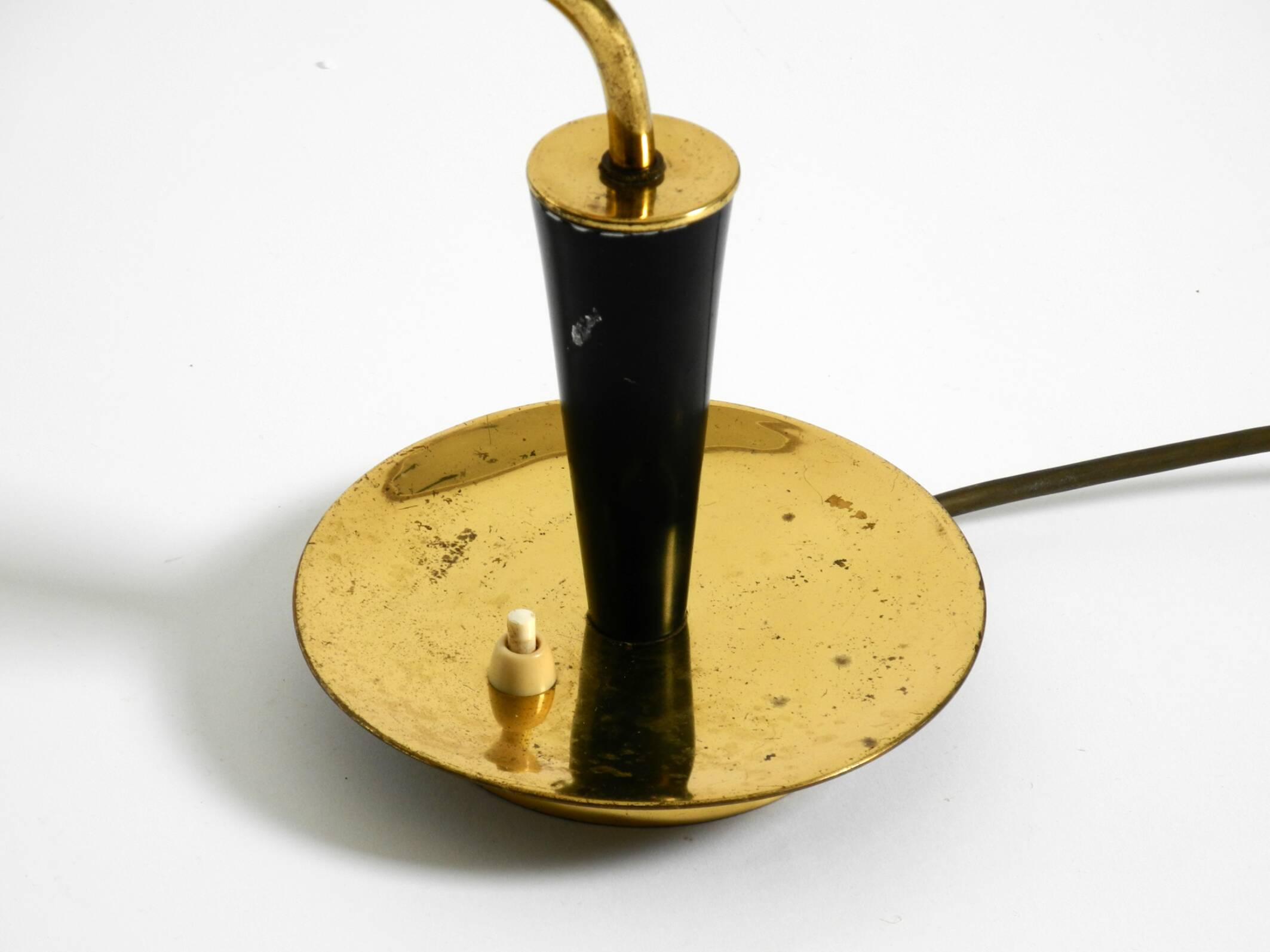 Beautiful original Mid Century Modern brass table lamp