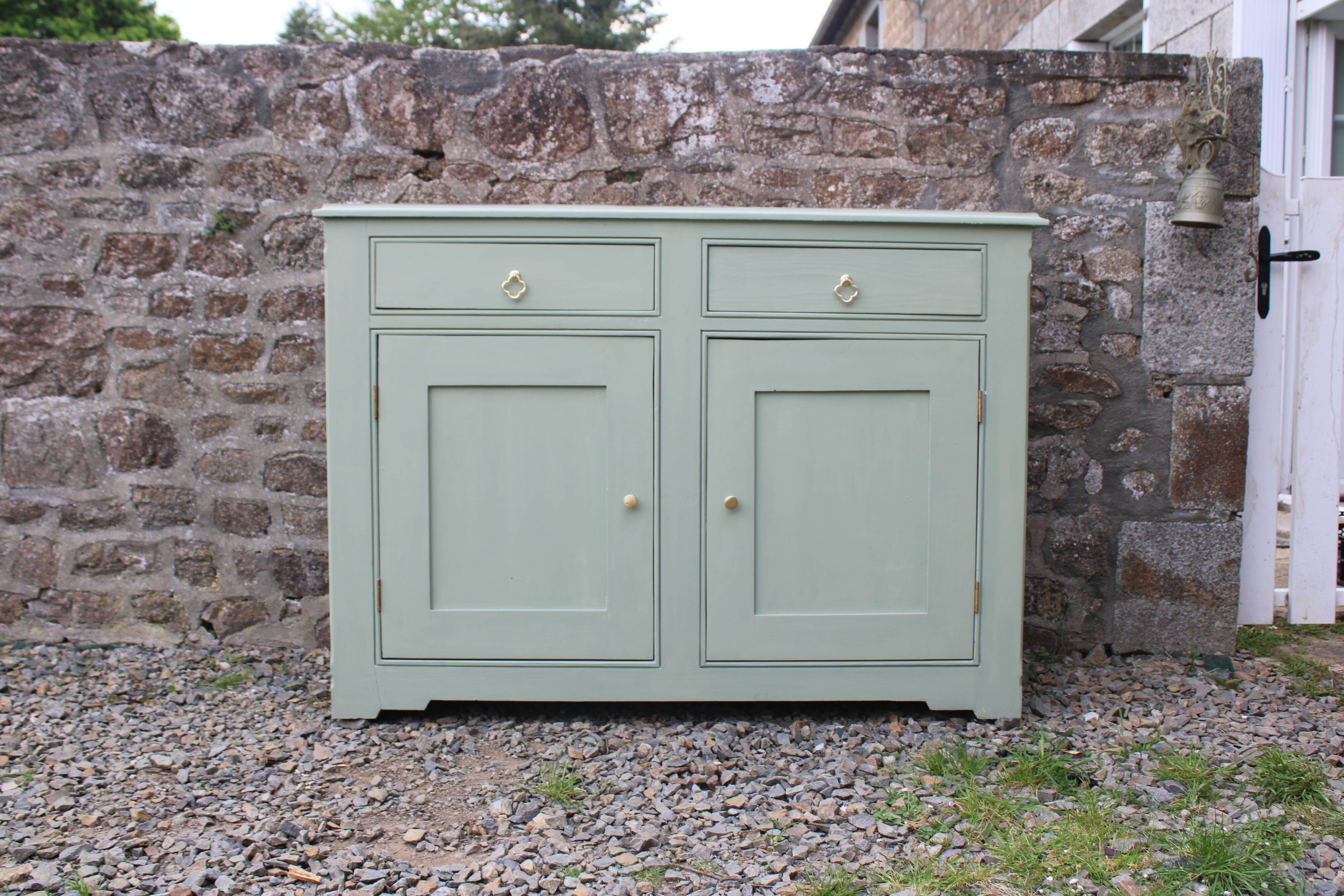 1/10 Vintage Parisian buffet