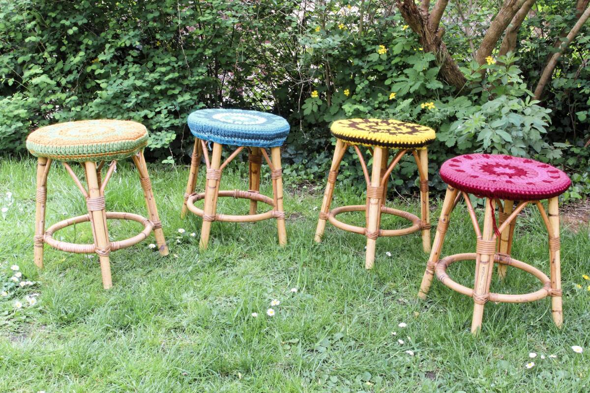 Set of 4 rattan stools and crochet covers