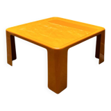 Amanta coffee table by Mario Bellini for C&B Italia