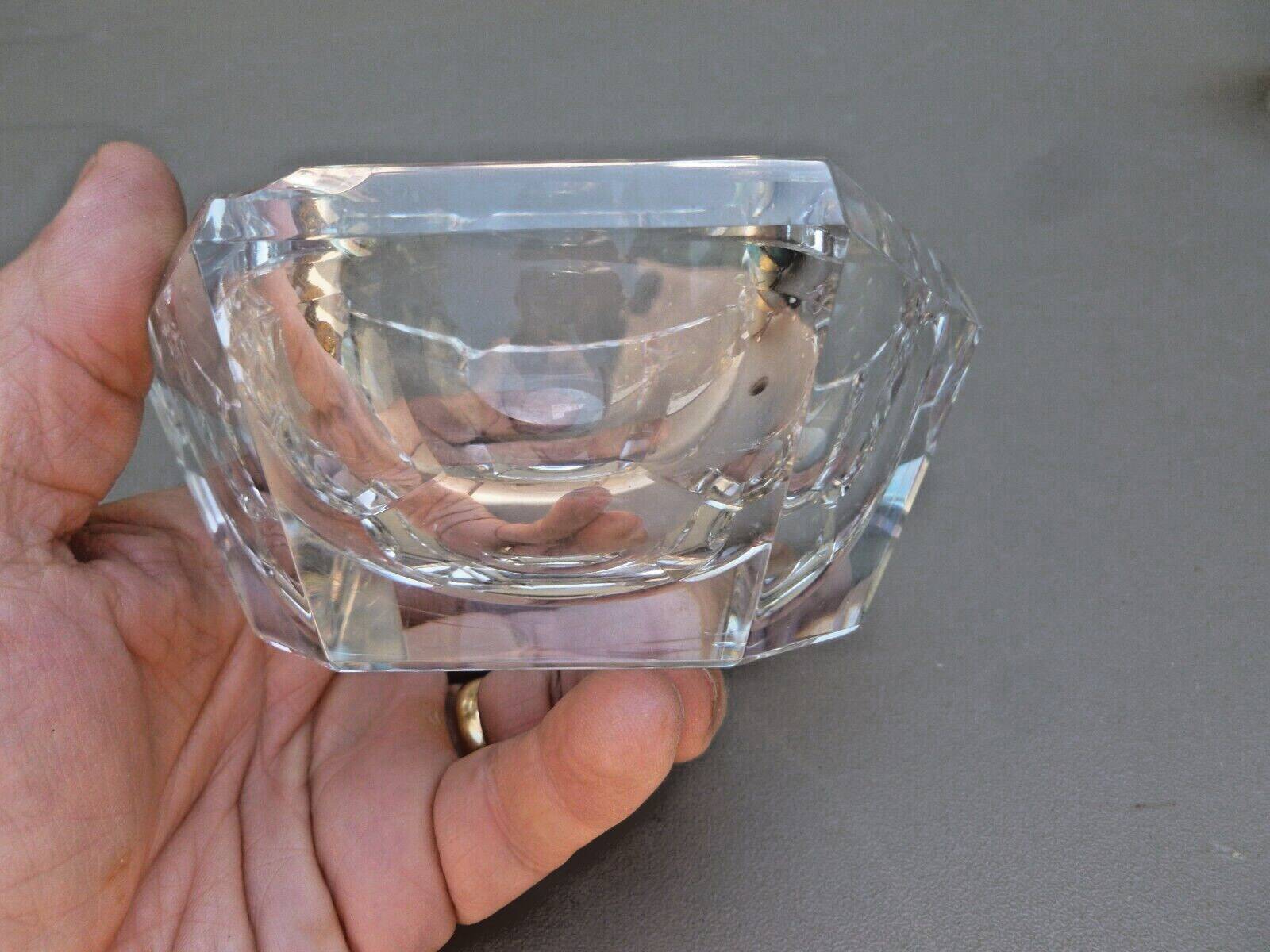 Empty pocket crystal ashtray val saint lambert.