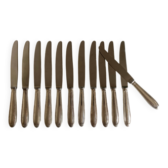Set de 12 couteaux de table en métal argenté filet 1960