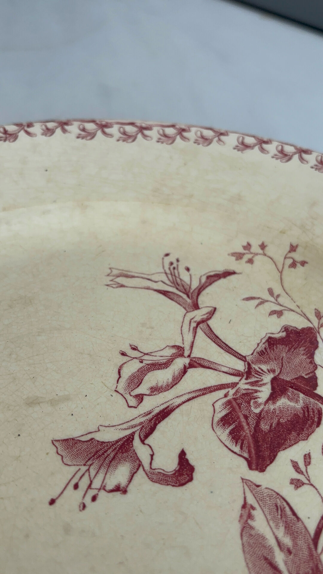 Red iron earth serving dish - Gien honeysuckle - antique earthenware