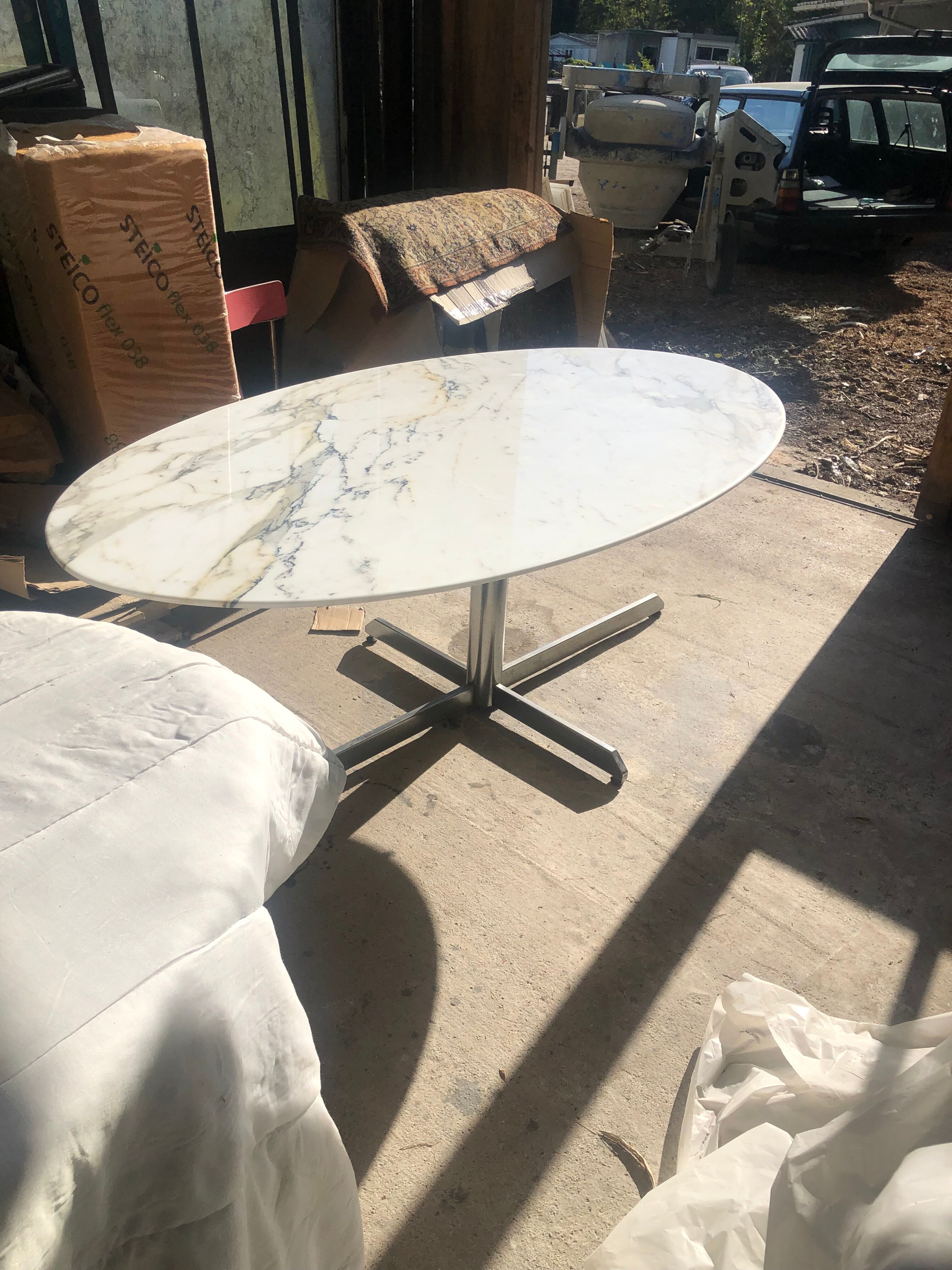 Oval marble table  1970