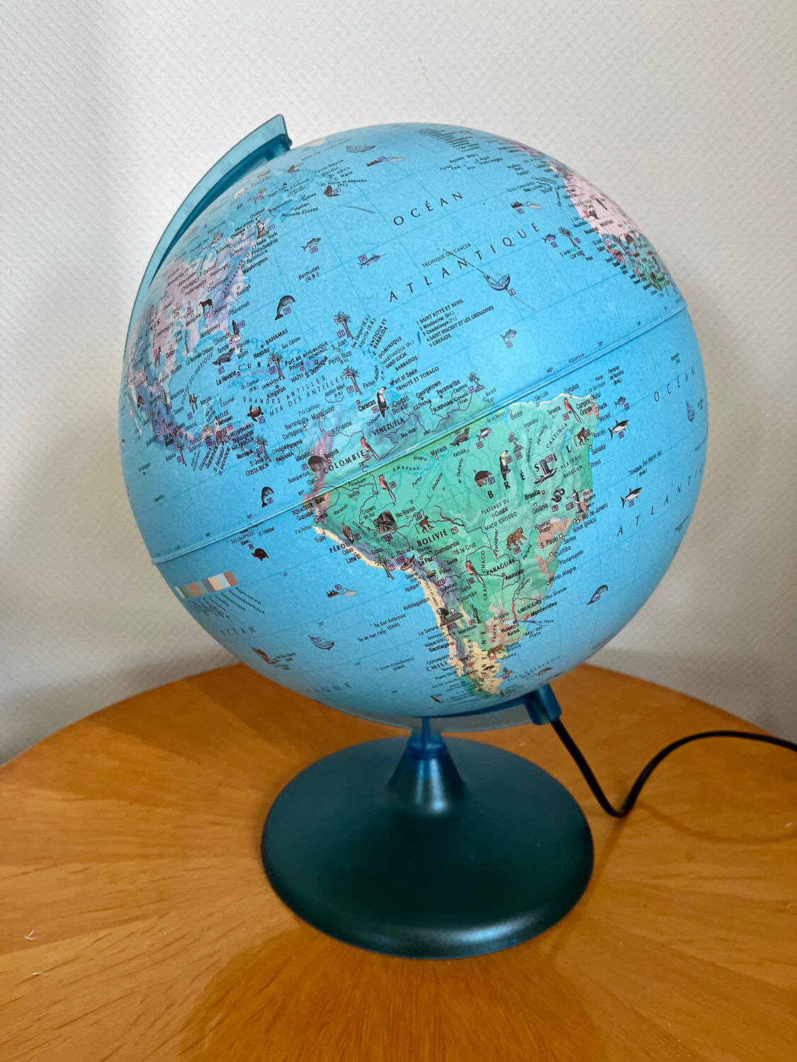 Luminous terrestrial globe 1970