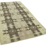 1960s handmade antique oriental beige rug 147 cm x 275 cm