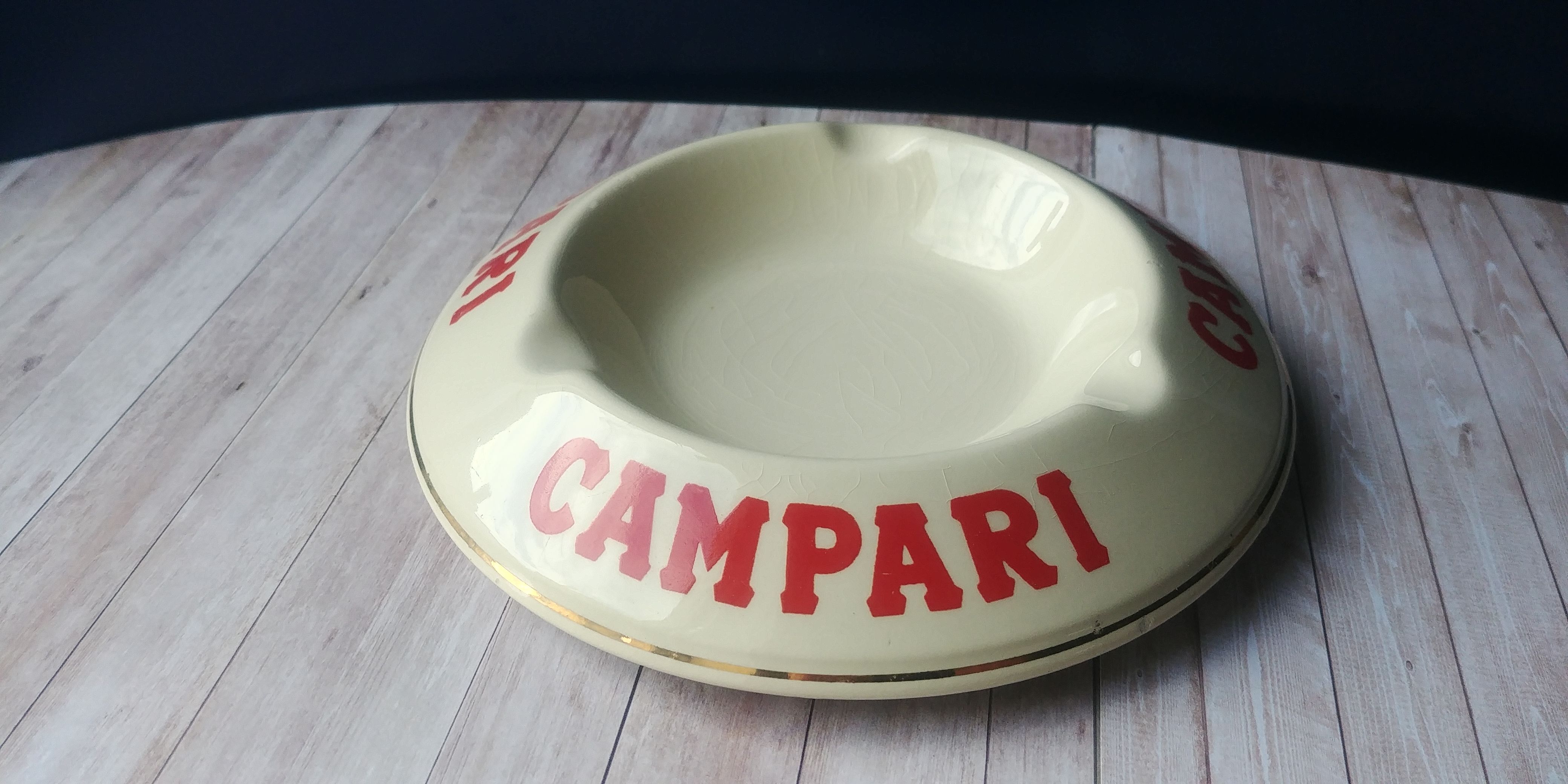 Campari ashtray in Porcelain Orchies Moulion des Loups cream/red