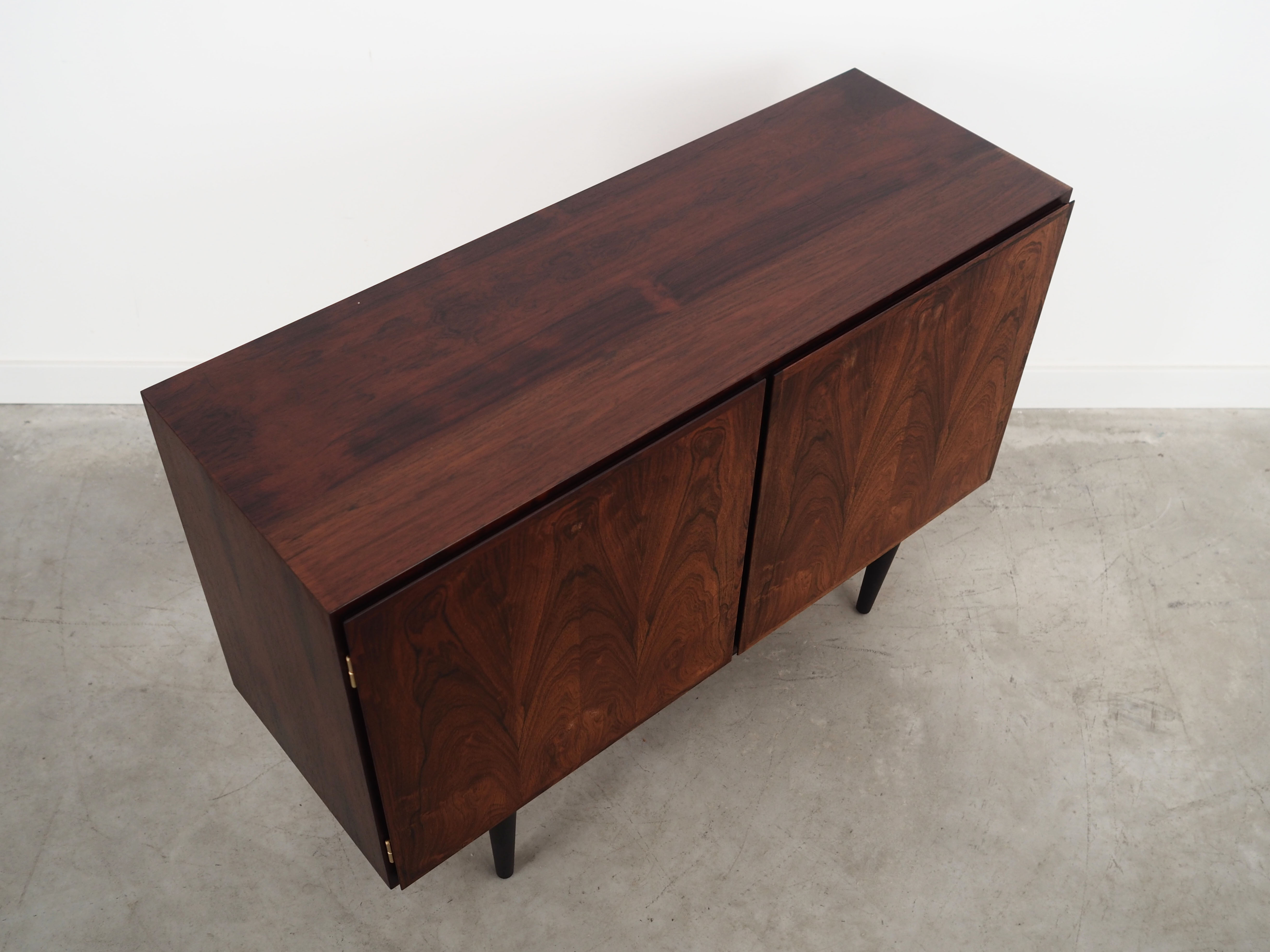 Buffet en palissandre, design danois, années 1970, fabricant Omann Jun