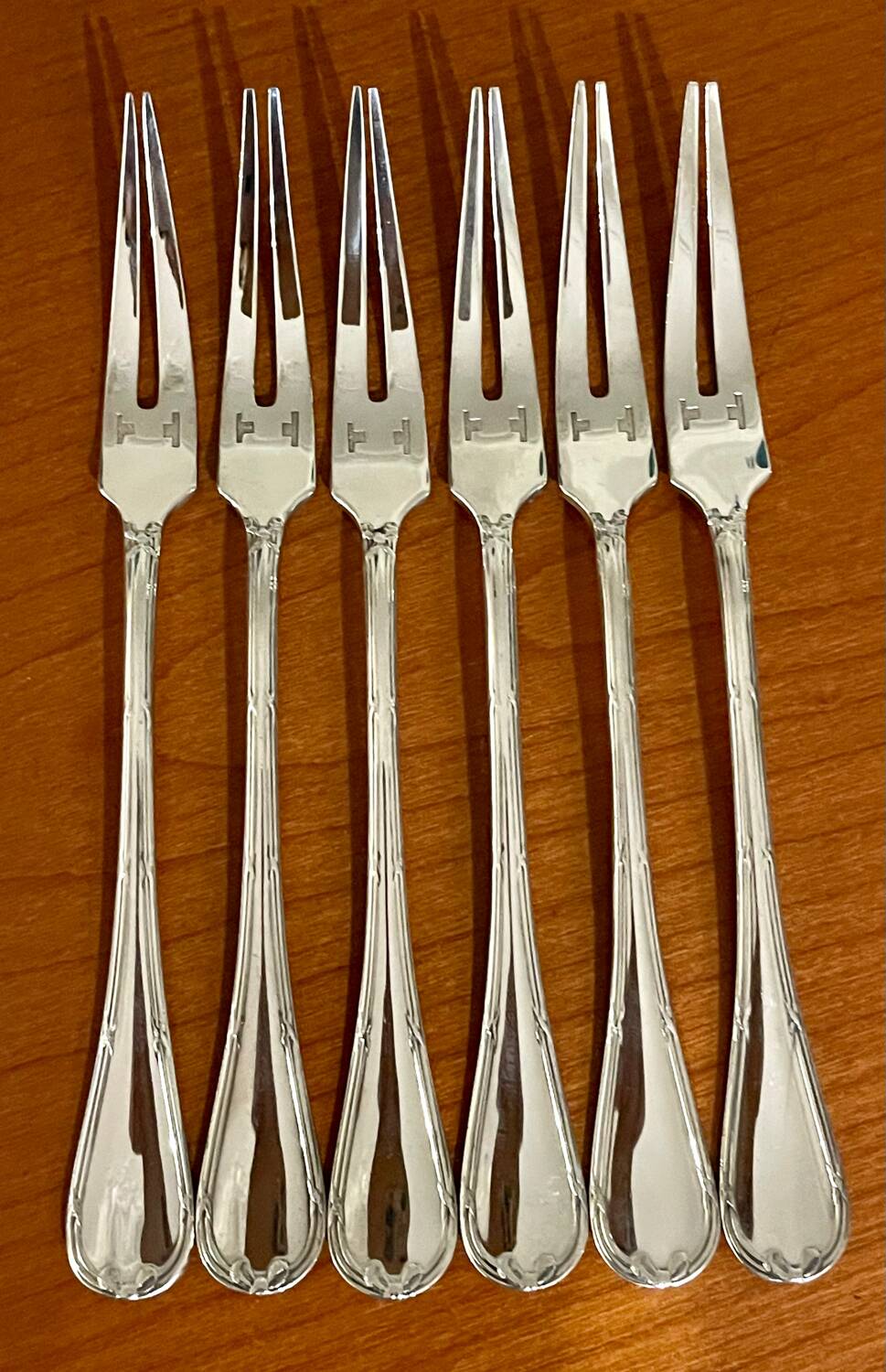 Christofle ribbons 6 snail forks excellent condition
