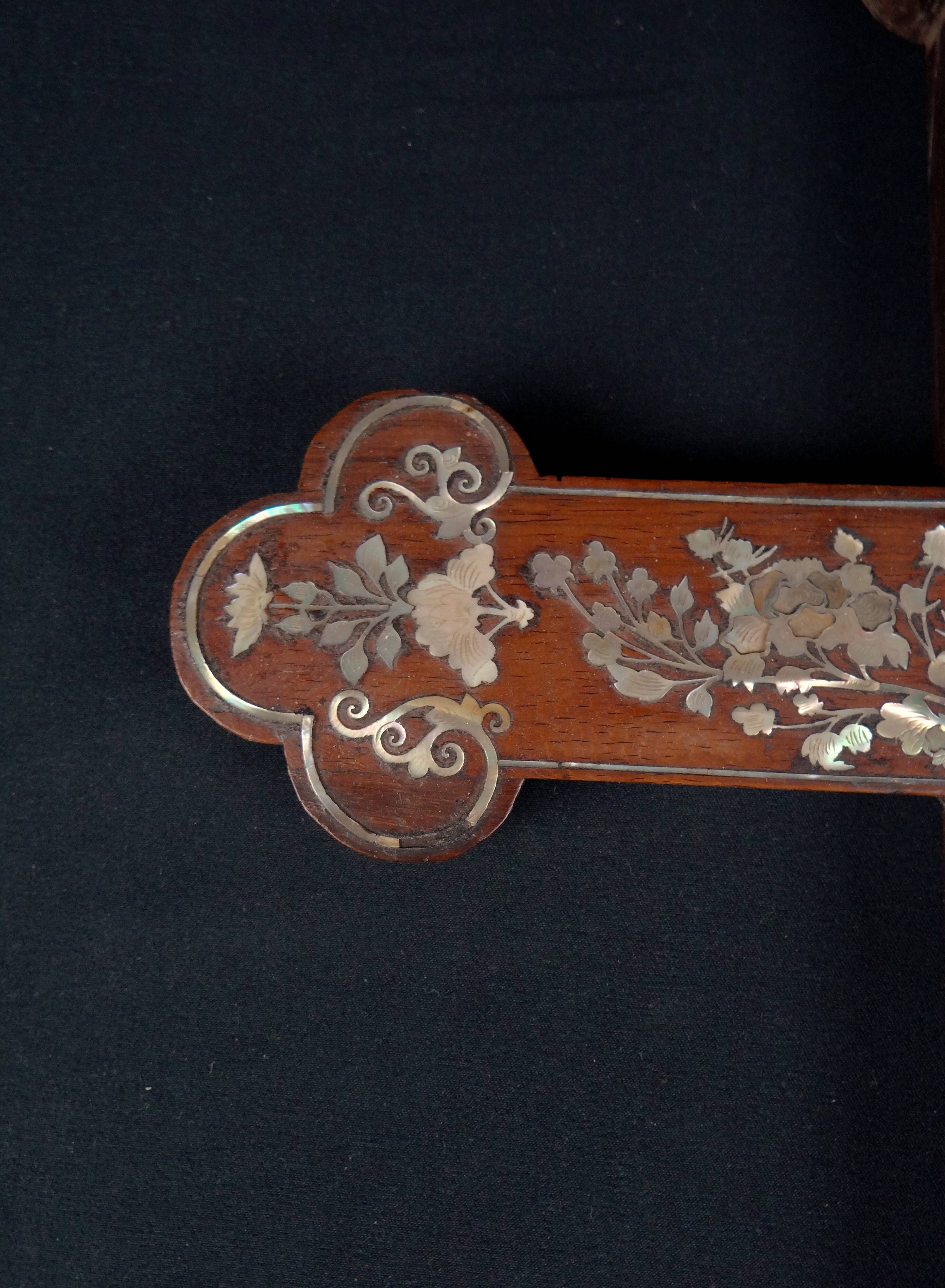 Apostolic Cross in mahogany wood and mother-of-pearl inlay, Tonkin, 19th century