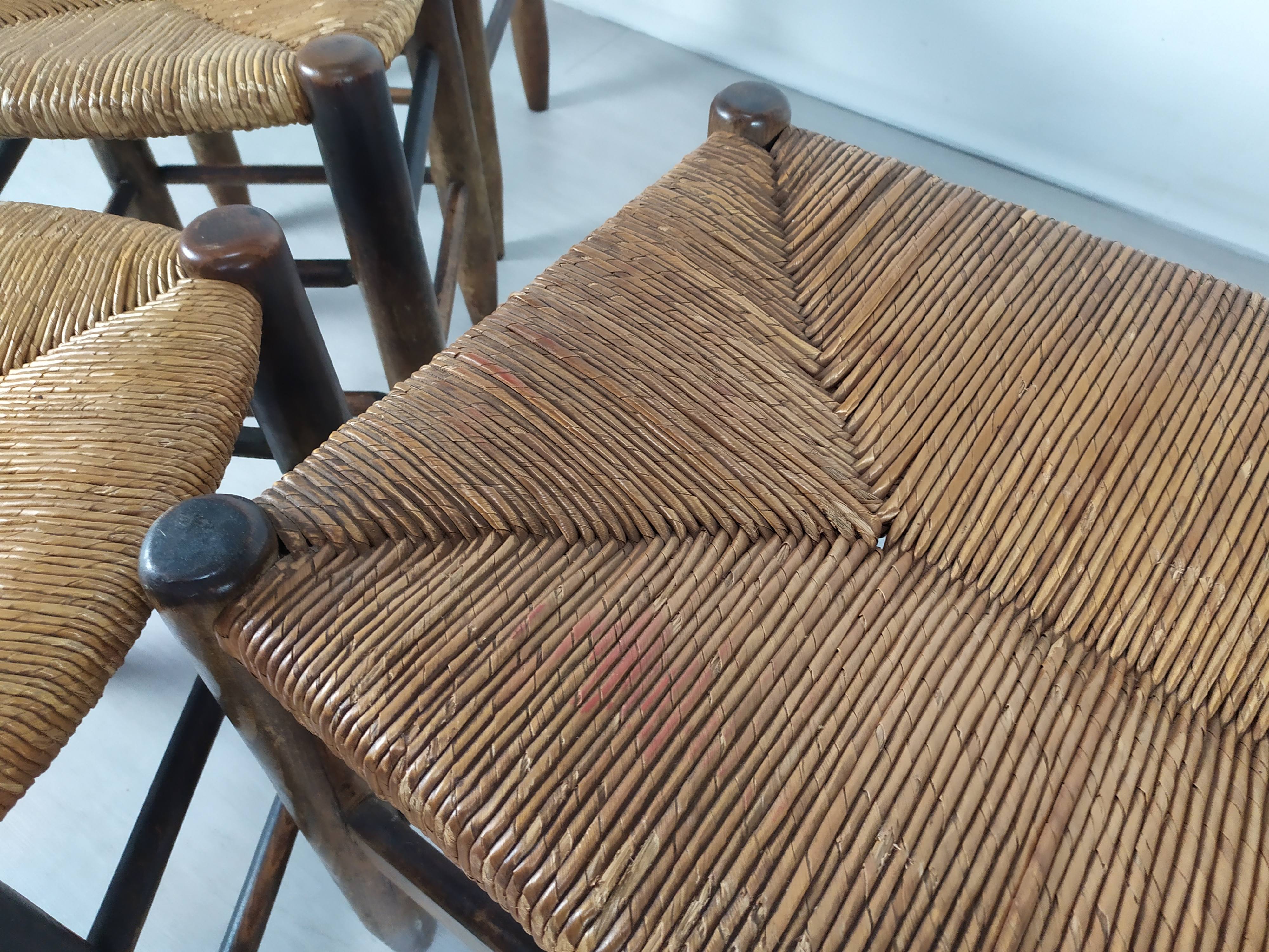 Tabourets et banquette paillé