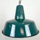 Lampe d'usine industrielle en émail vert, années 1960