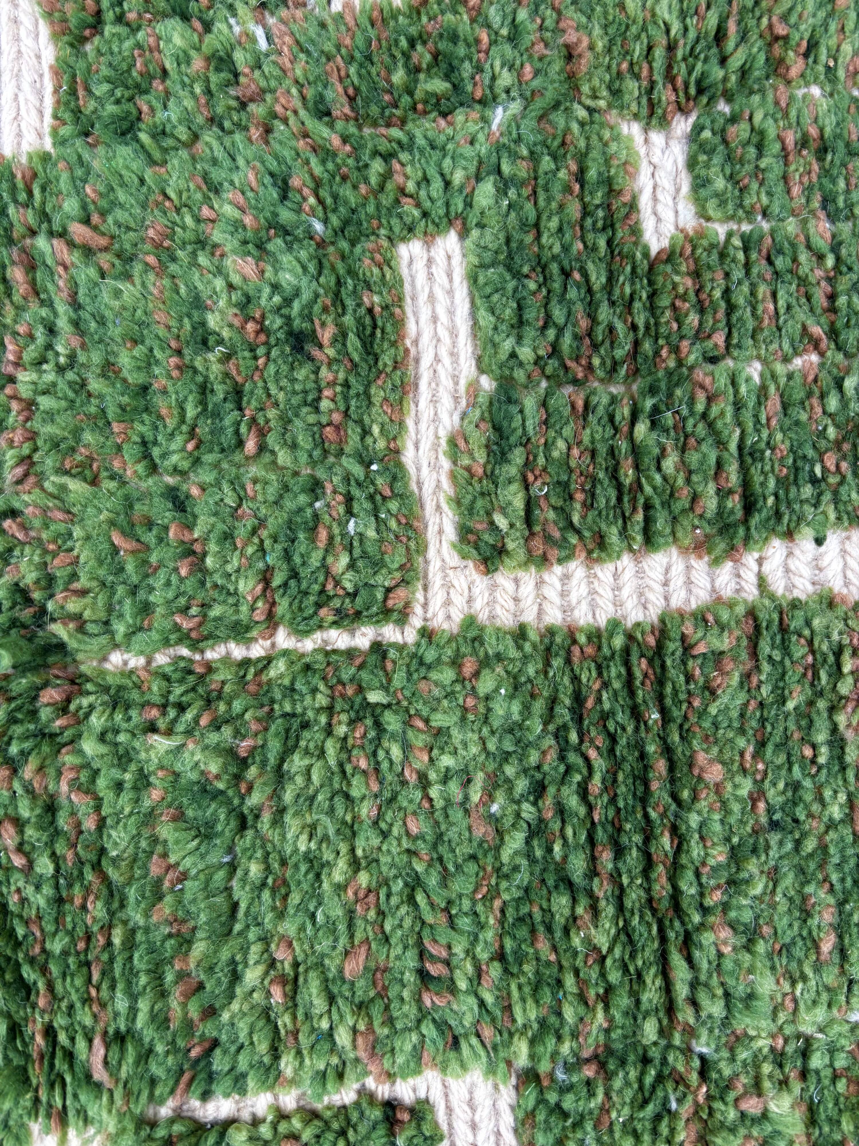 Tapis berbère marocain vert en laine – Tapis couloir artisanal design 80x37