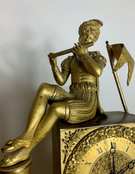 Period clock restoration XIXth in gilded bronze