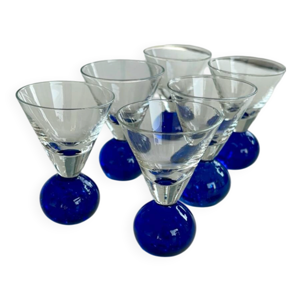 6 verres à liqueur en verre soufflé, pied boule bleu
