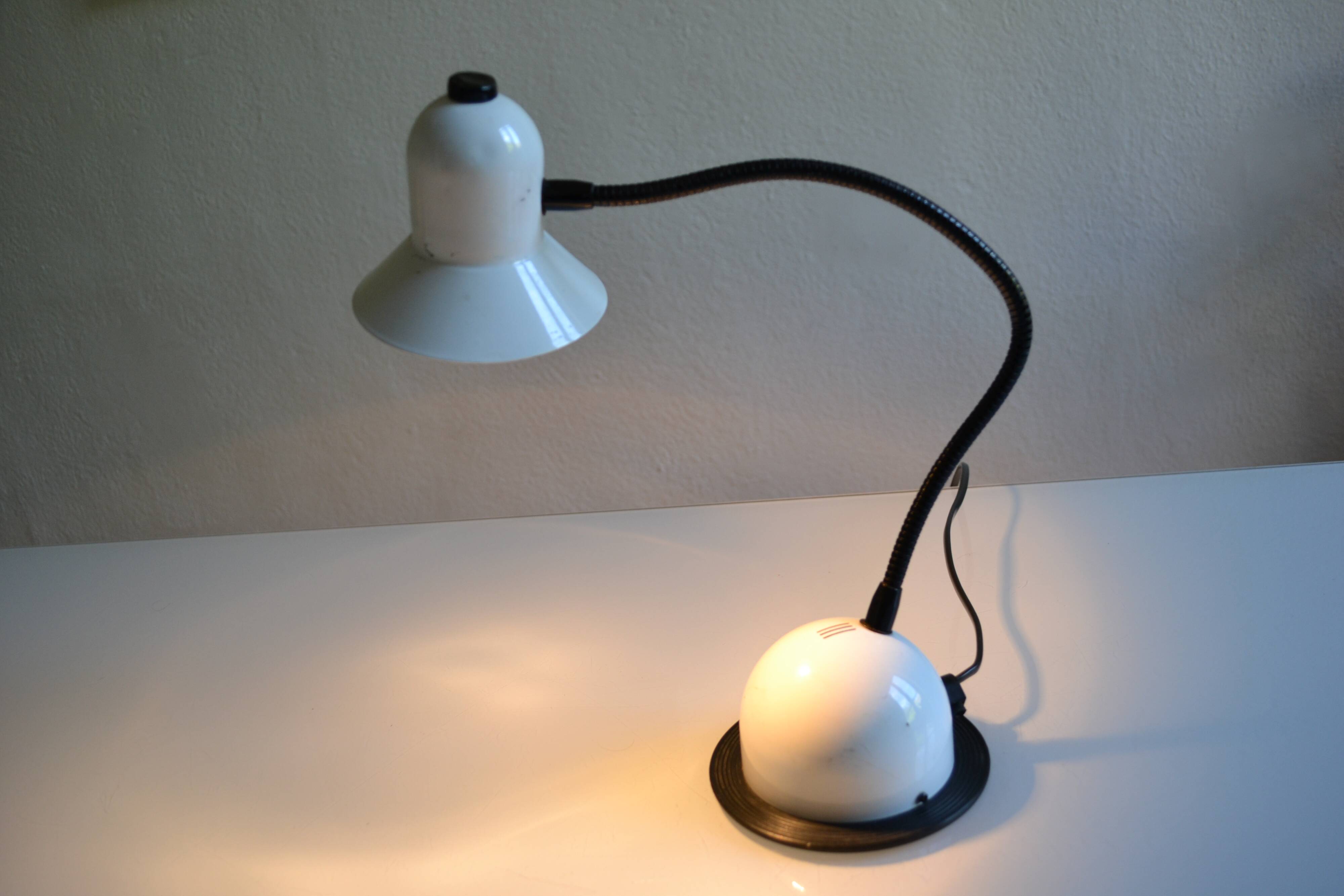 postmodern articulated lamp Italy 1980s 1980