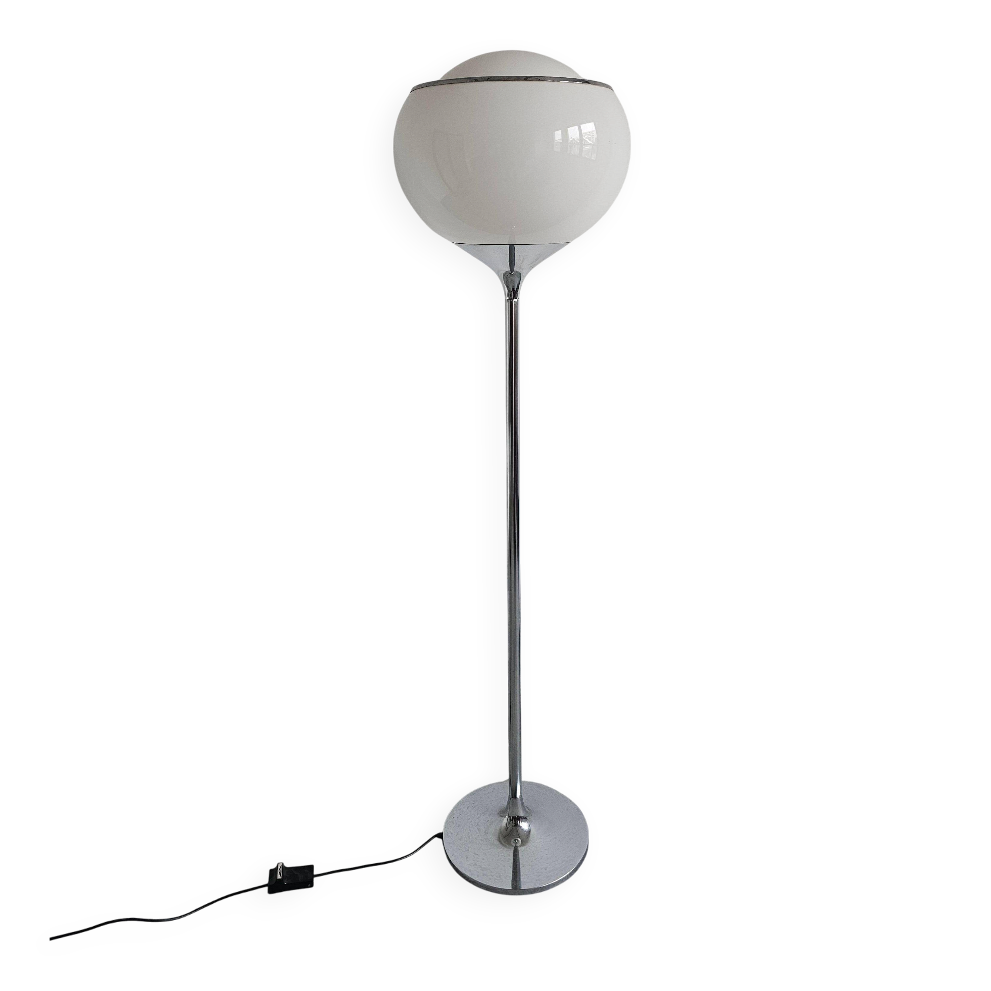 Mid Century Modern Floor Lamp "Flash" or "Bud Grande" by Harvey Guzzini