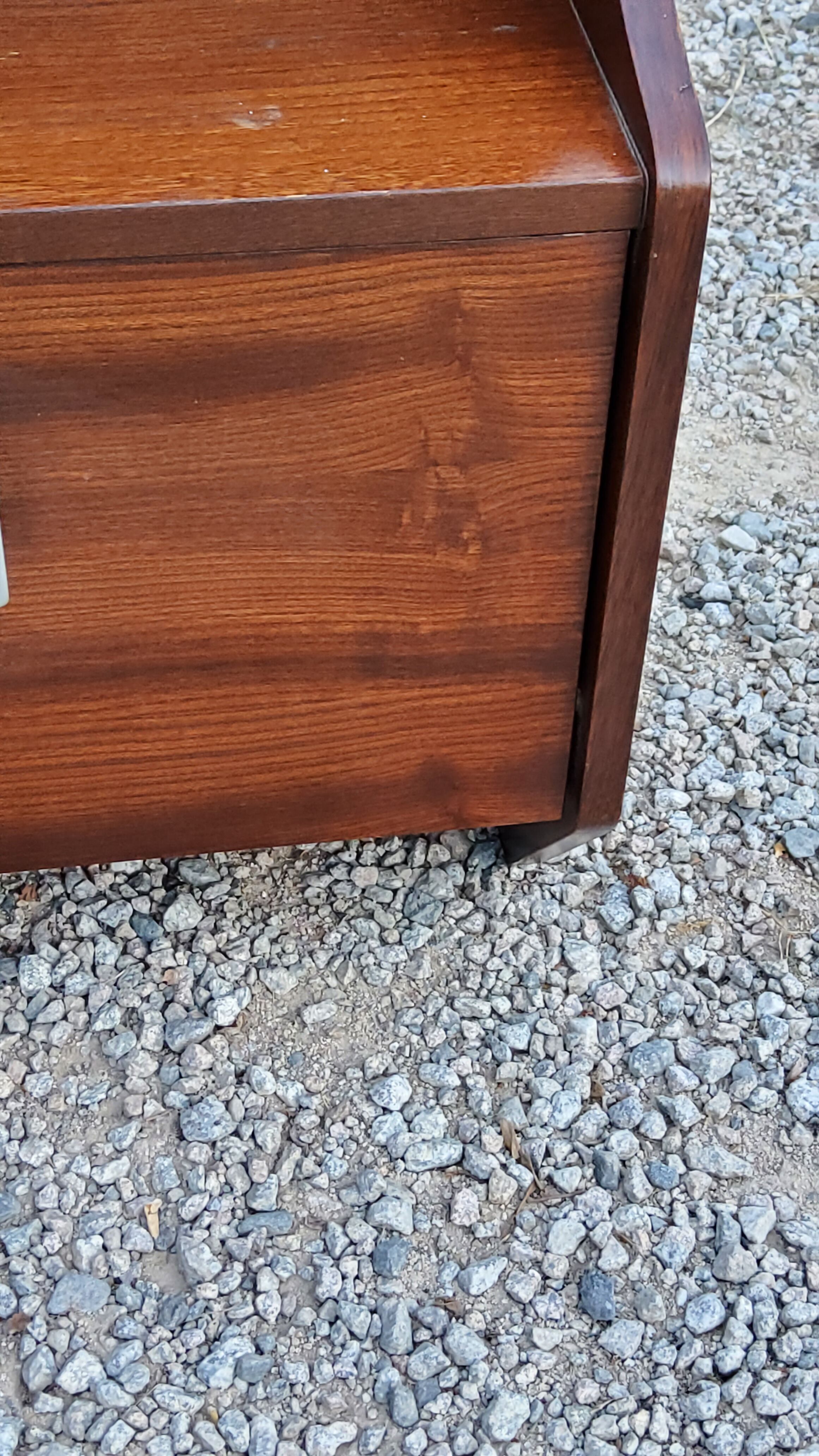 Pair of bedside tables from the 70s in rosewood stained oak veneer