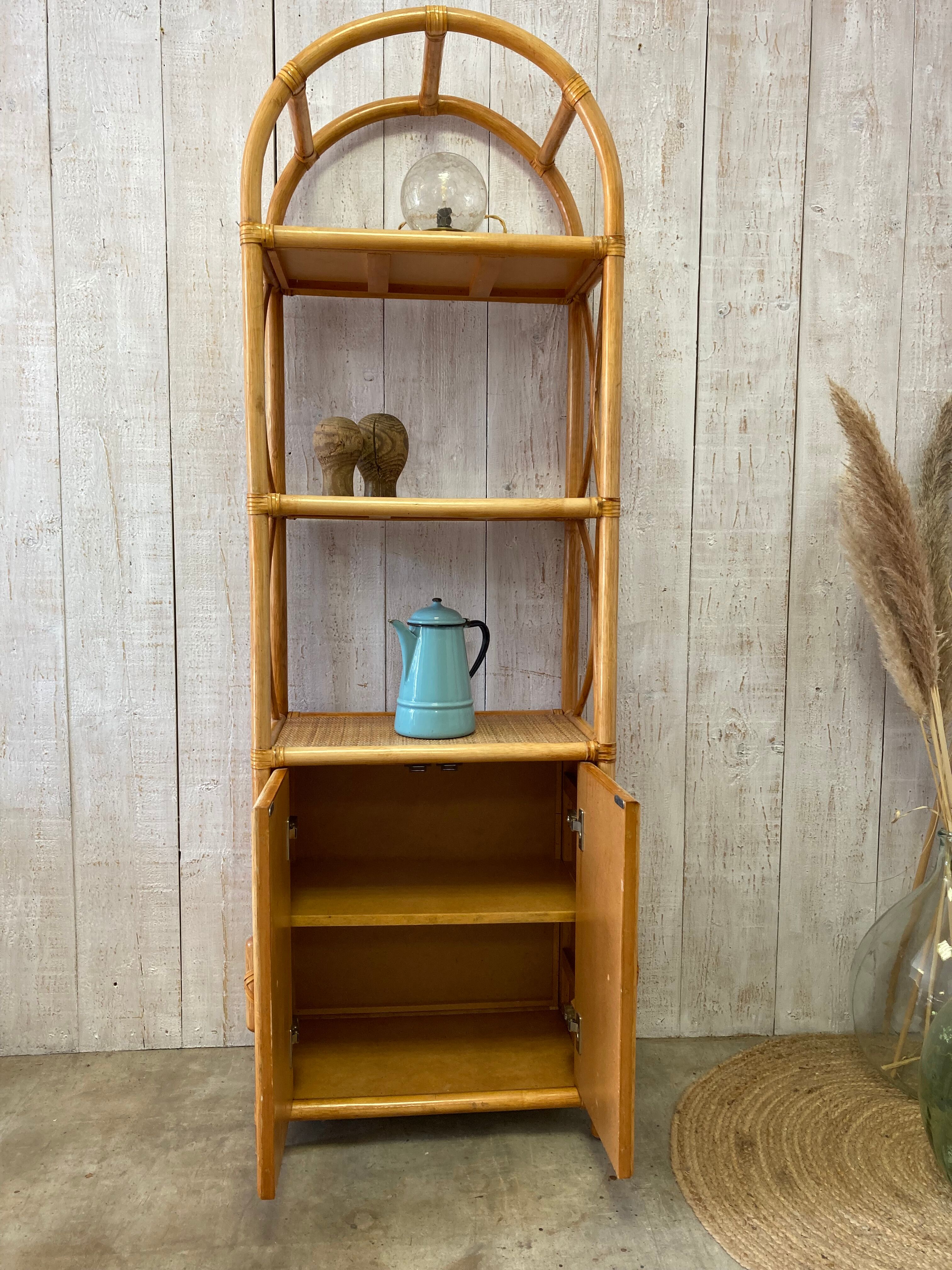 Vintage rattan floor