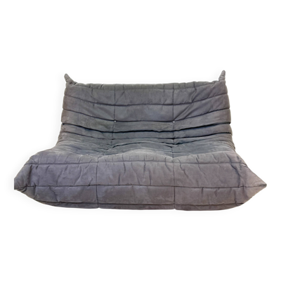Canapé Togo 2 places ''Ligne Roset'', gris souris