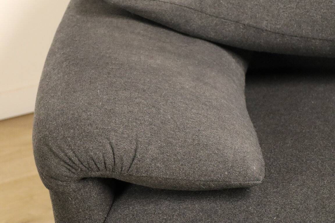 “Maralunga” sofa by Vico Magistretti for Cassina in tweed