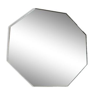Beveled octagonal mirror