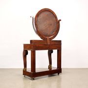 Commode en acajou restaurée, France, 19e siècle.