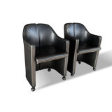 Paire de fauteuils "S142" d'Eugenio Gerli pour Tecno en cuir noir