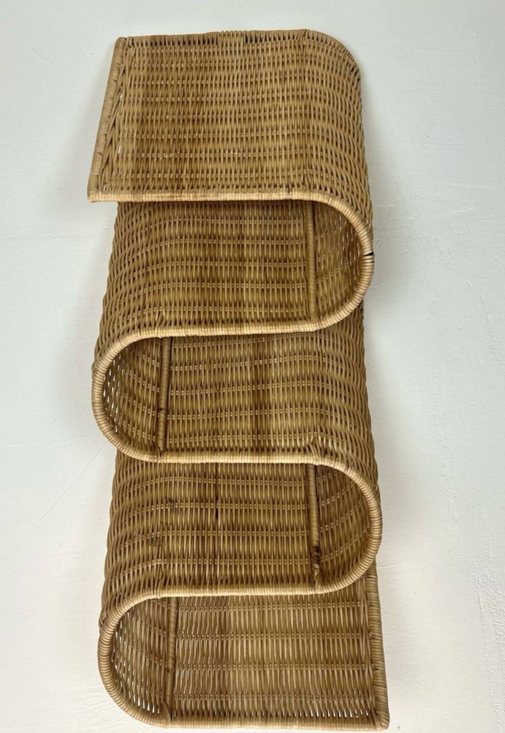 Wall-mounted rattan magazine rack