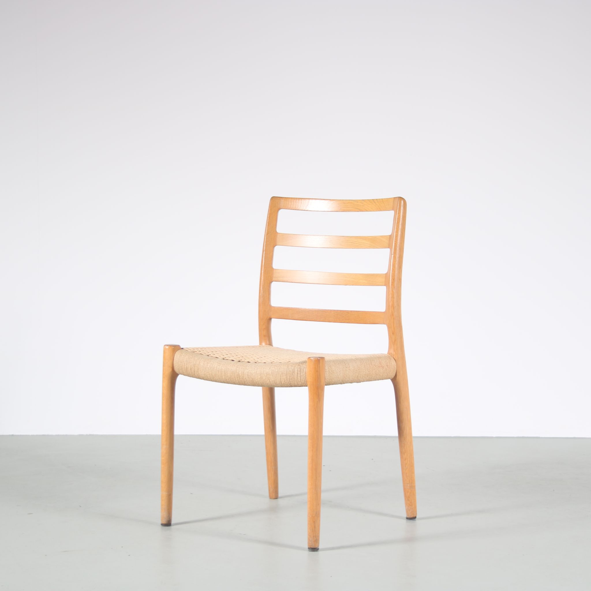 Ensemble de salle à manger en bois de chêne des années 1970 par Moller, Danemark
