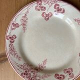 Mismatched series of 4 old “Terre de fer” flat plates