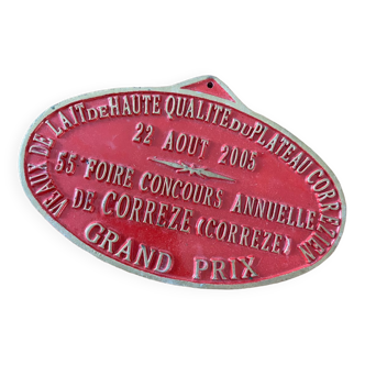 Red agricultural competition plaque