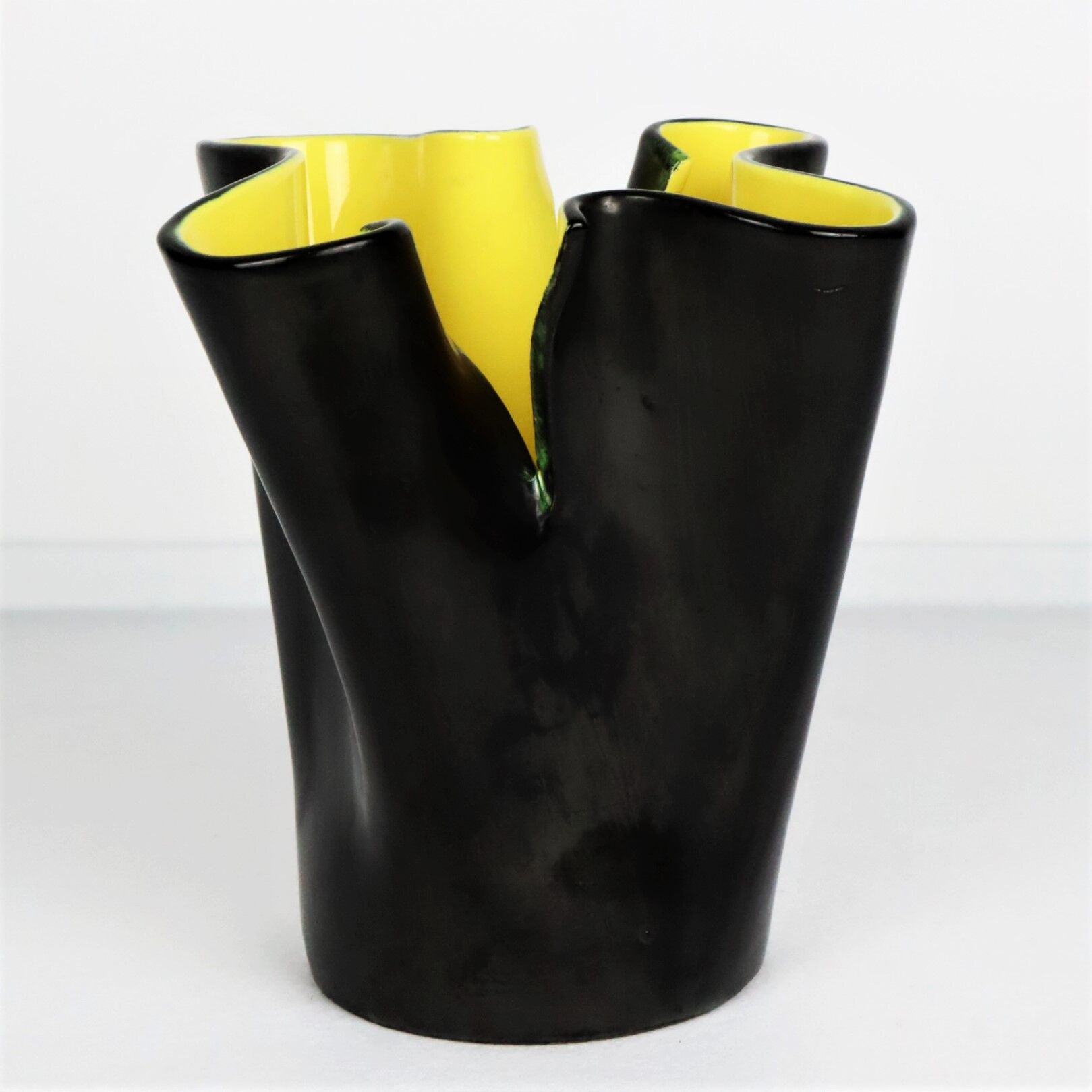 Vase mouchoir Vallauris 1950