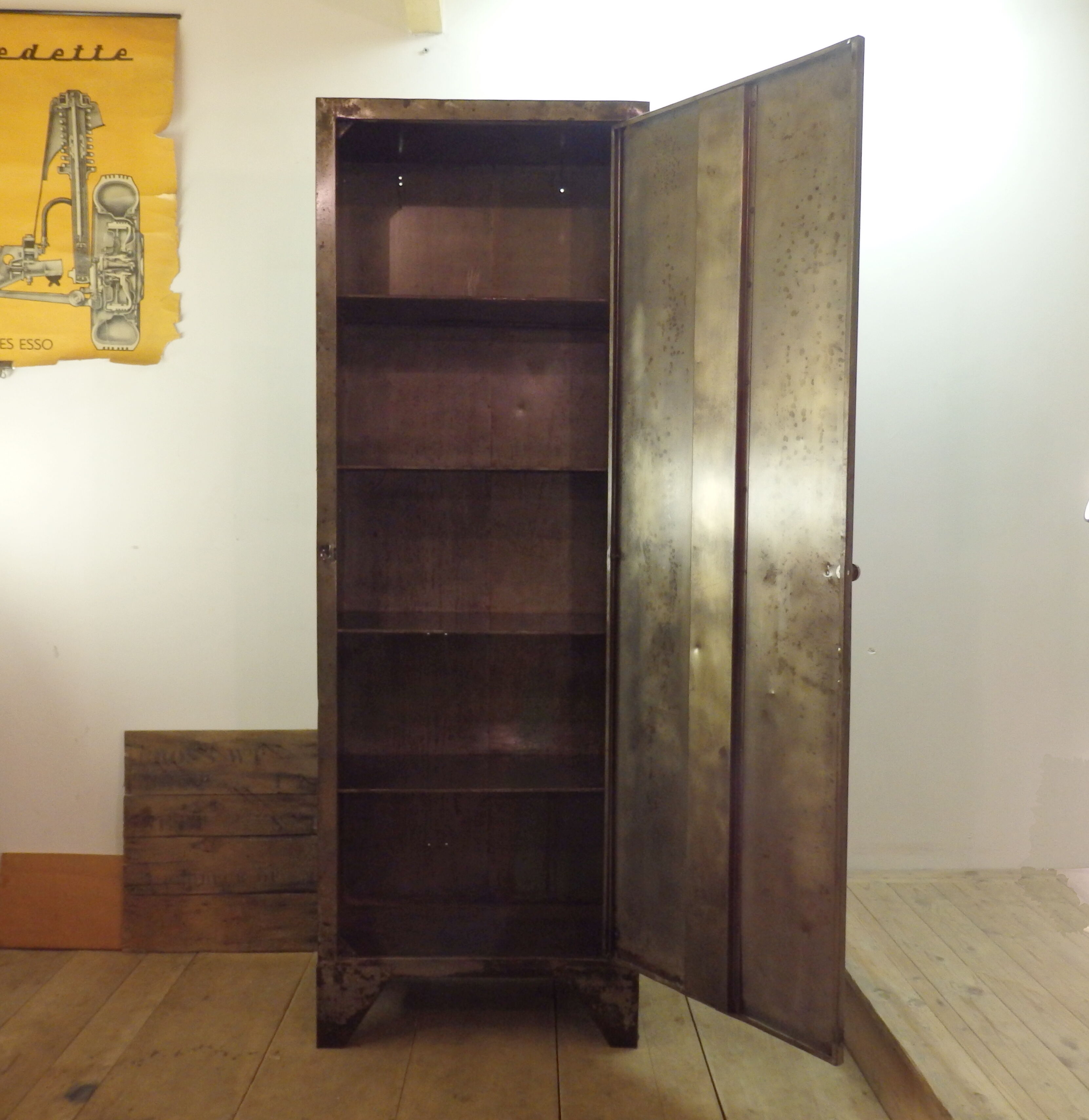 Armoire d'atelier