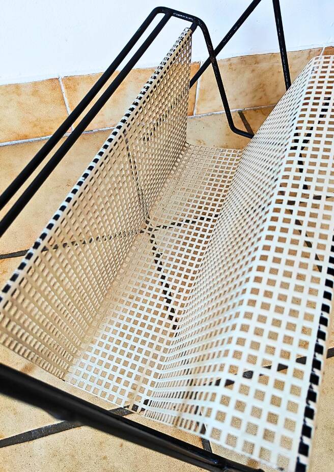 Side table with integrated magazine rack Tjerk Reijenga Pilastro 1950s