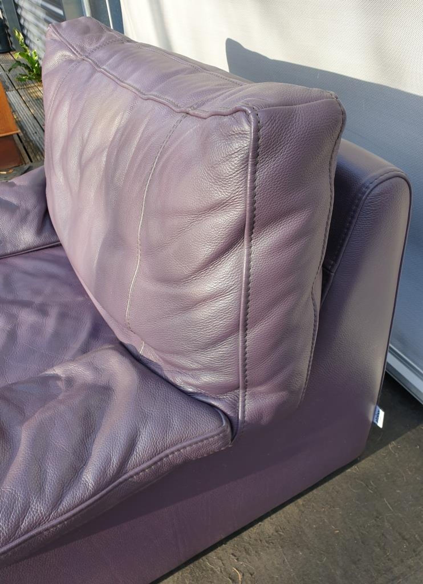 Steiner Ikeda leather purple armchair design Yves Christin 1979