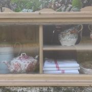 Glass shelf