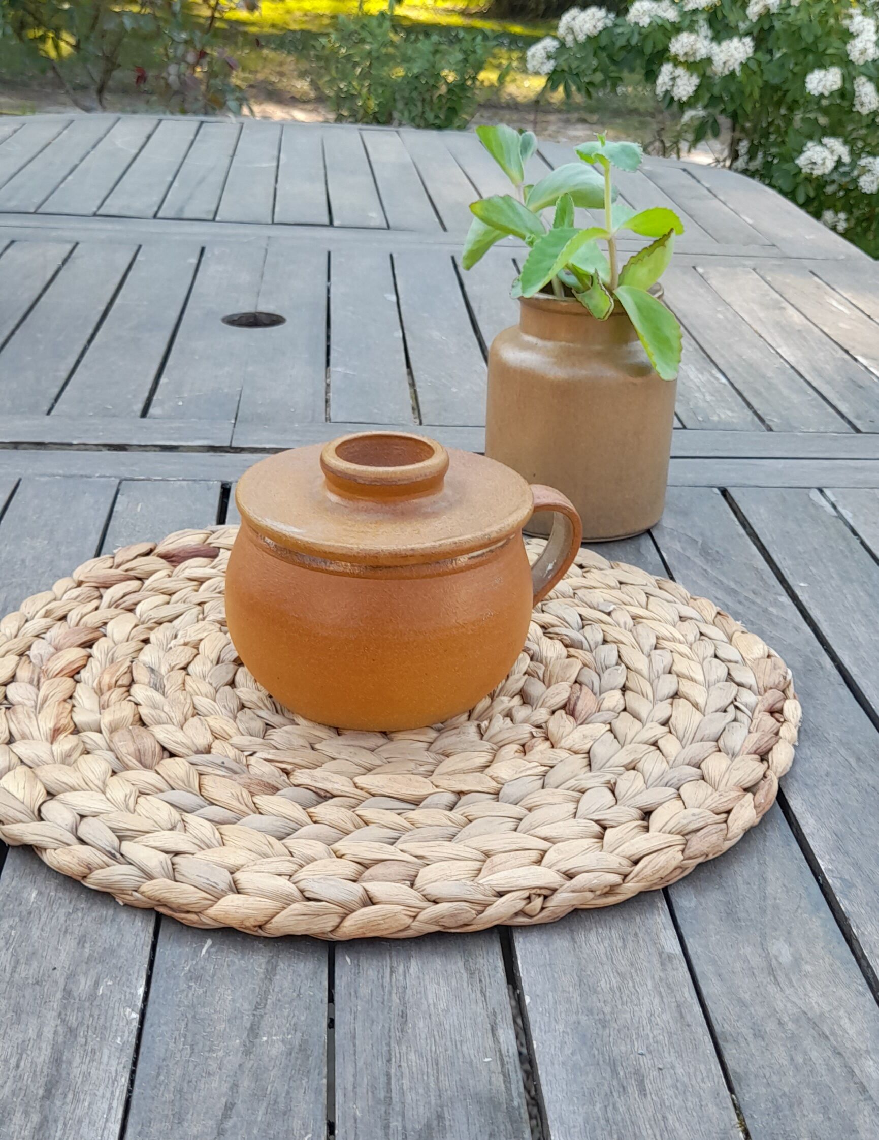 Former sandstone water butter, middle XX, signature to be identified