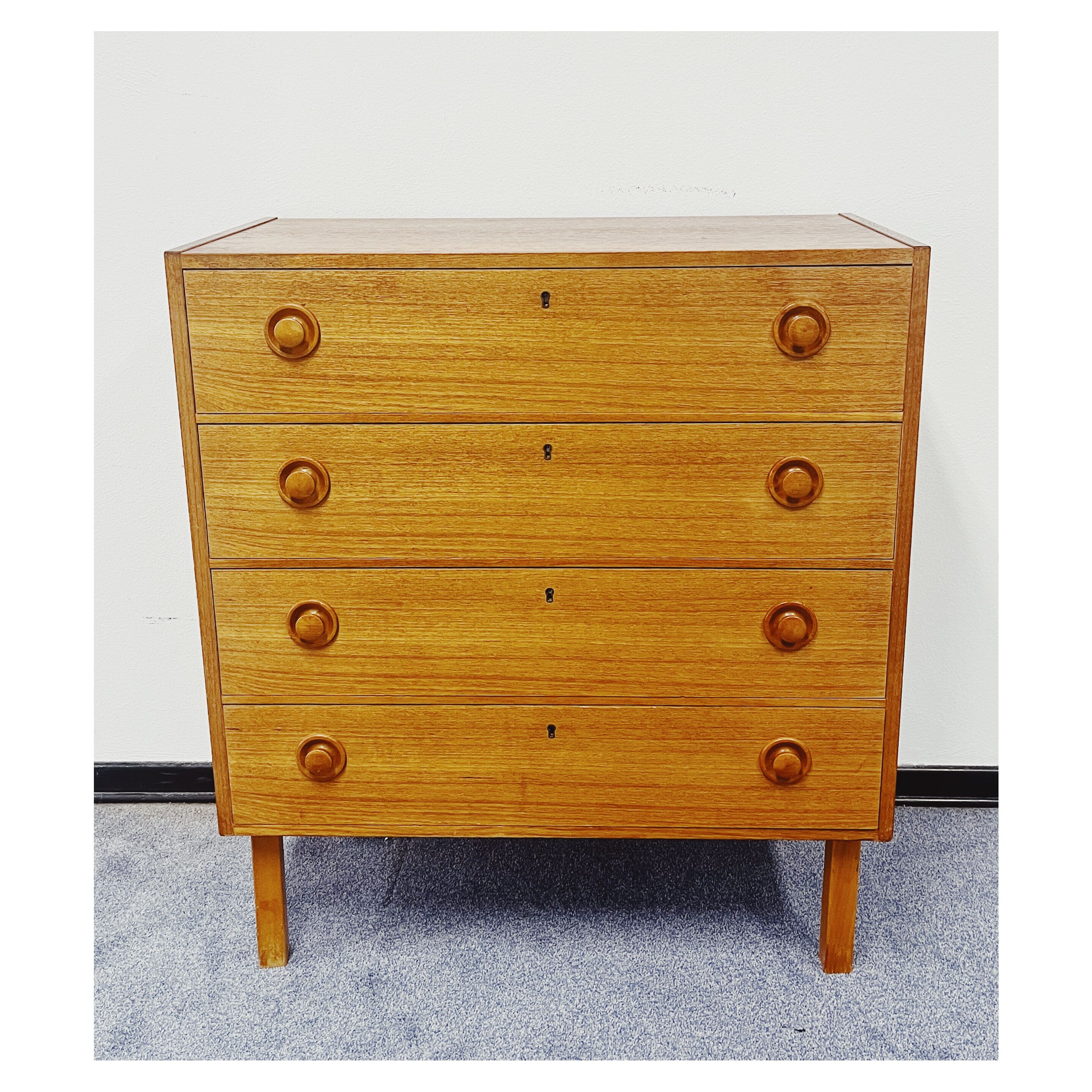 Chest of drawers swedish