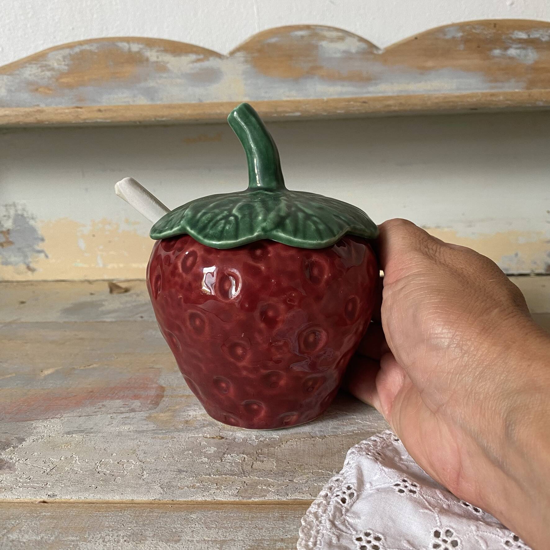 Sugar bowl or jam pot in strawberry majolica.