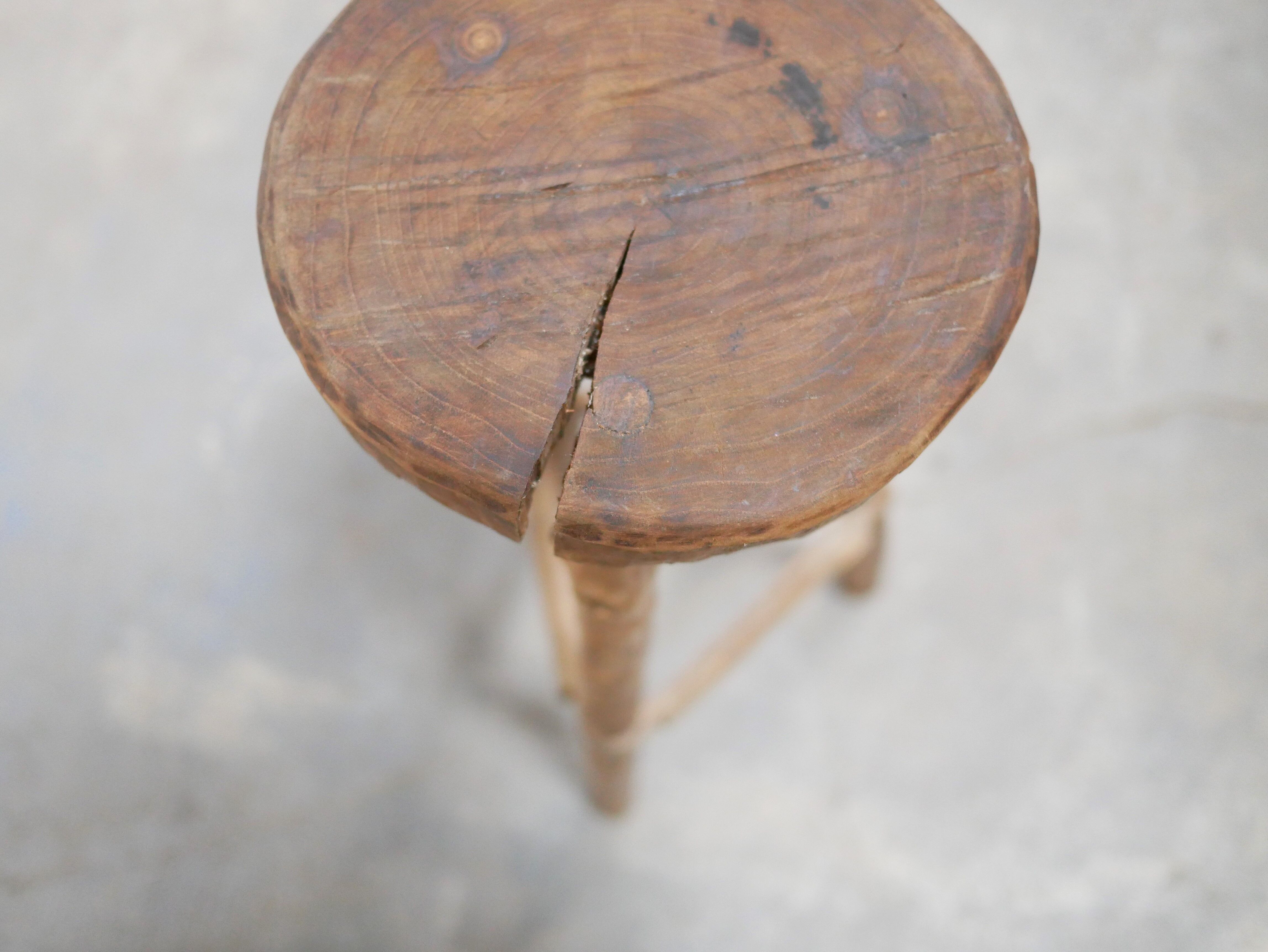 Wooden tripod brutalist harness