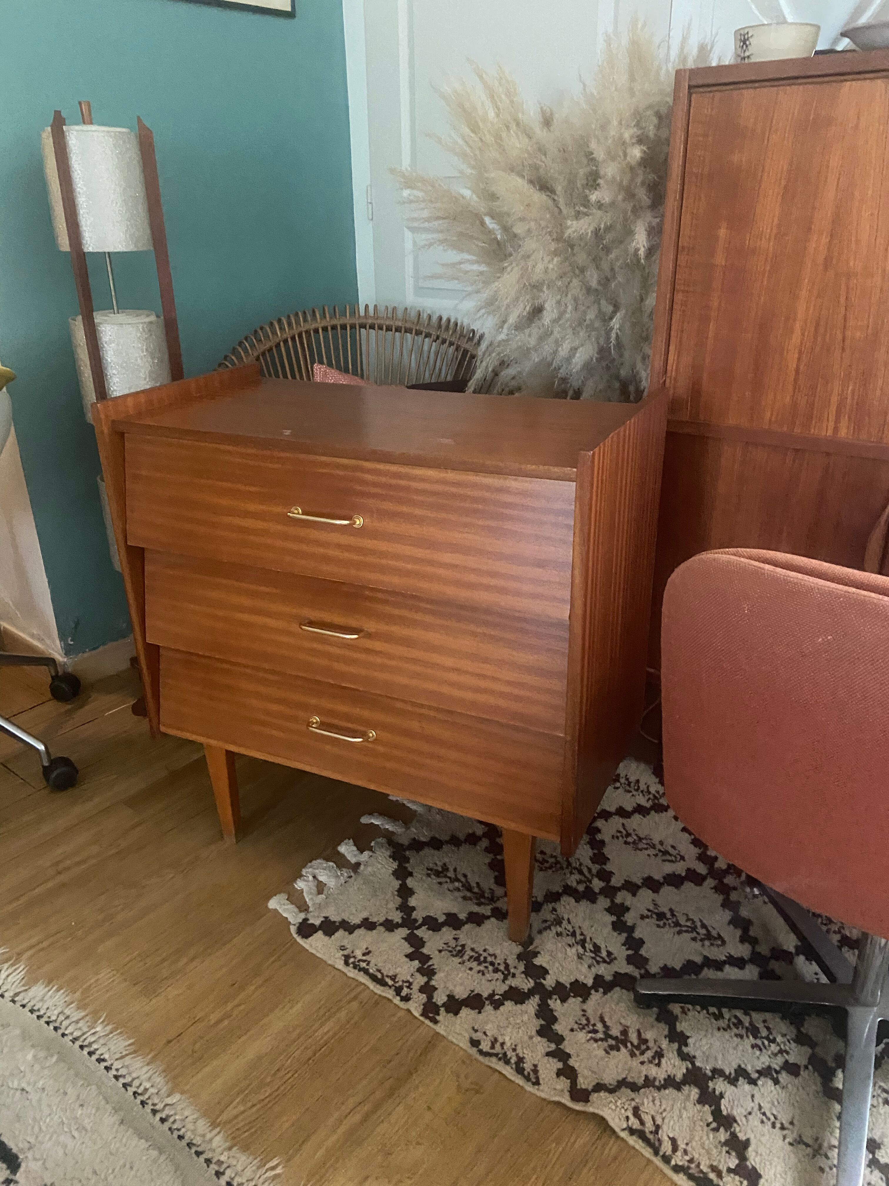 Commode en chêne vintage