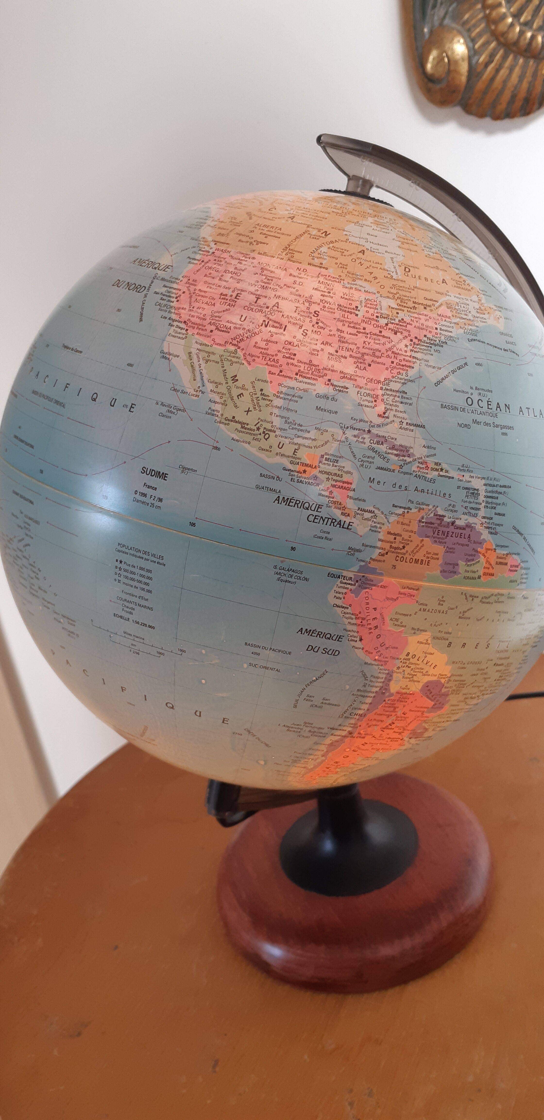 Luminous globe Sudime 1993 Appolo
