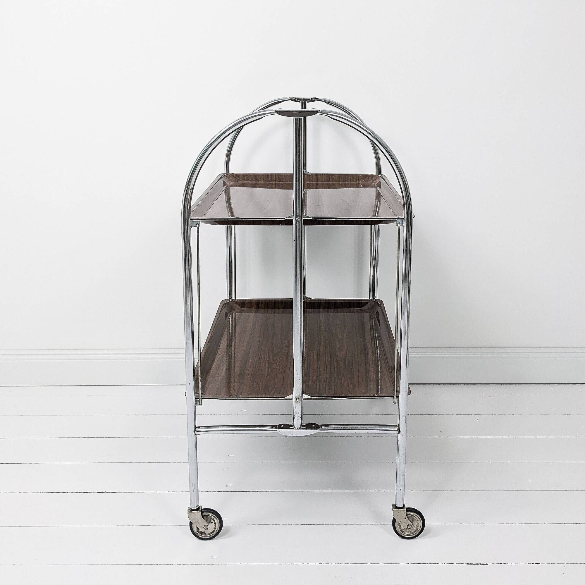 Chariot de service Dinette pliable Gerlinol Chariot à thé Plateaux Gain de place Chrome Mid Century