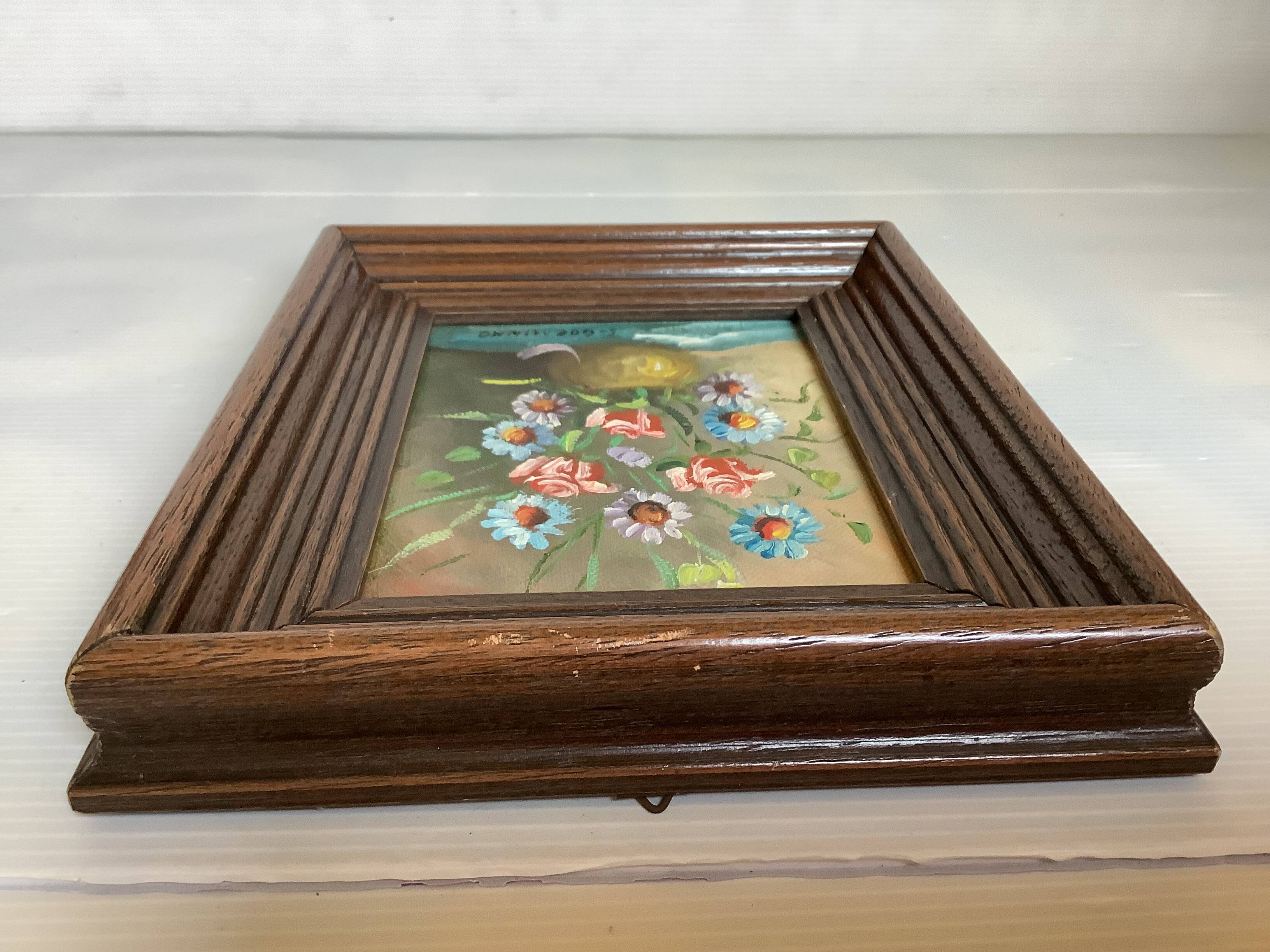 Small flower painting, oil on canvas, signed